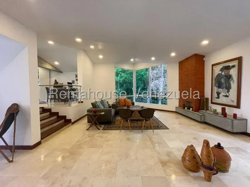 Amplia Casa en Venta en Alto Hatillo - 6