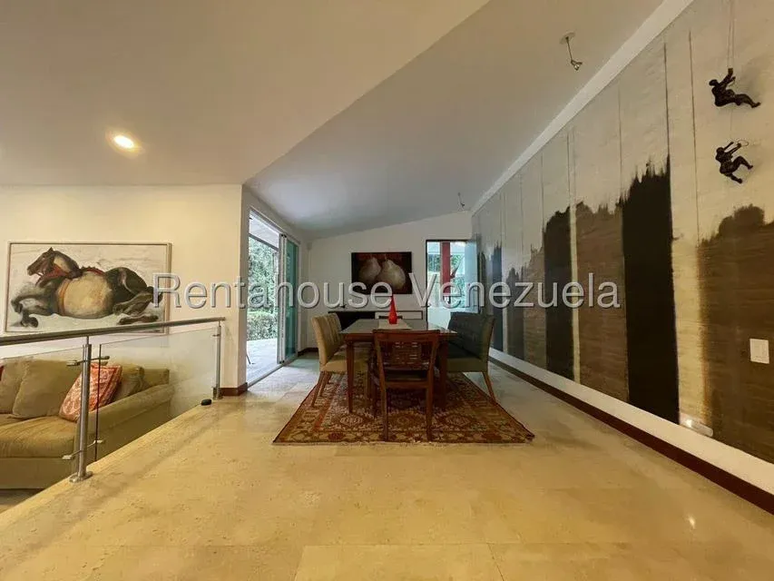 Amplia Casa en Venta en Alto Hatillo - 8