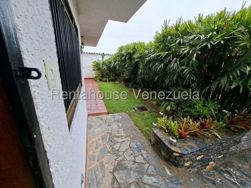 Casa en Venta en Prados del Este (Lomas) - 22