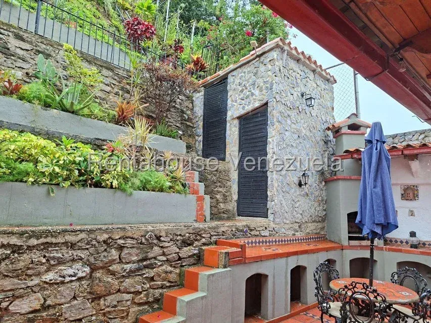 Casa en Venta en Prados del Este (Lomas) - 28