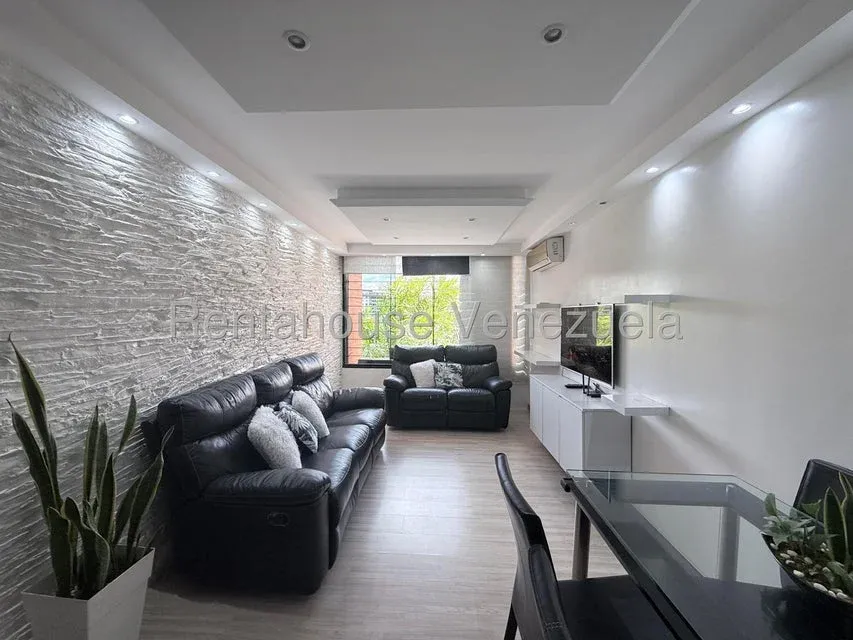 Apartamento en Venta en Colinas de la Tahona - 3