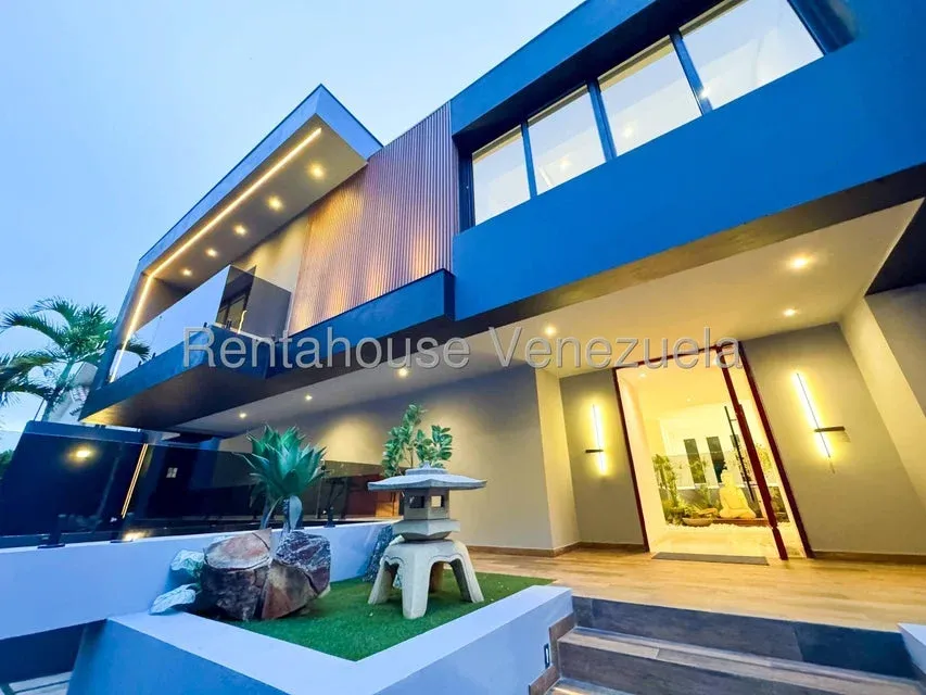 Impecable Casa en Venta en La Tahona. Calle Cerrada #27-5955 - 2