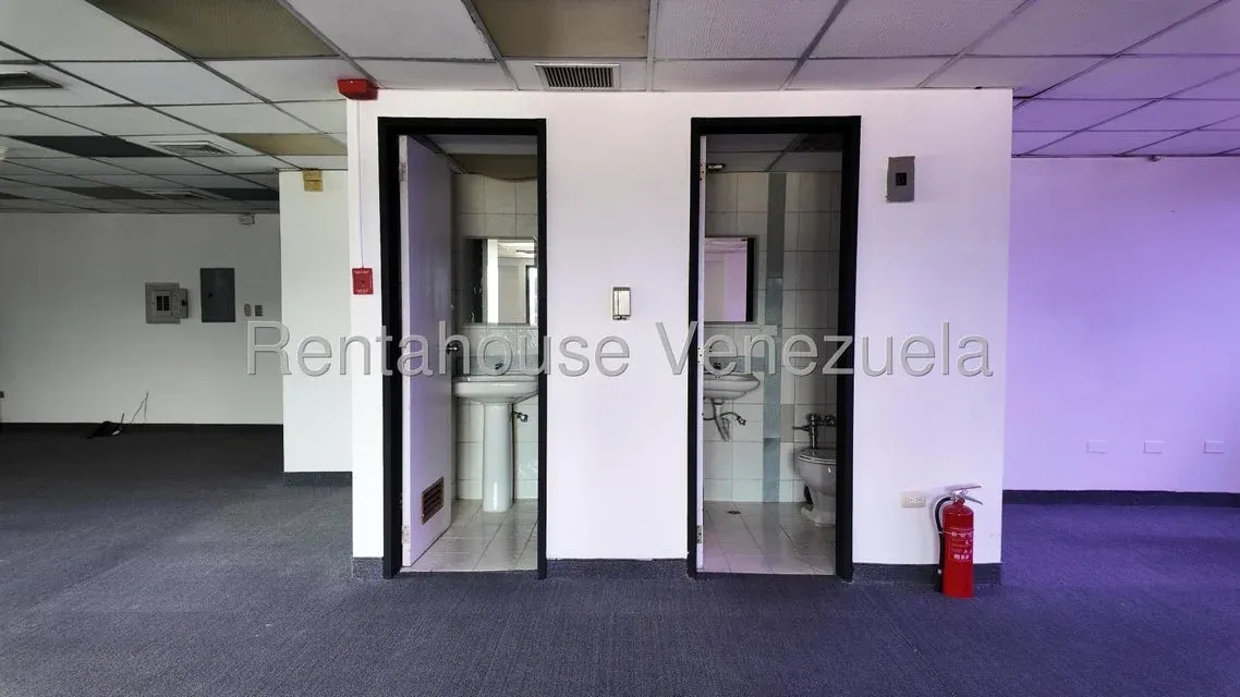 Oficina en Venta en Chacao. #27-6401 - 6