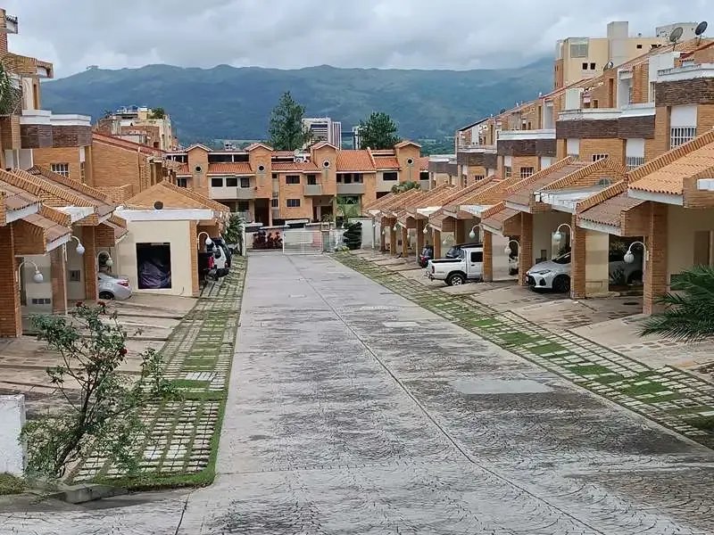 EN VENTA Hermoso towu house Planta 100% Urb Trigal Norte, Valencia - 19