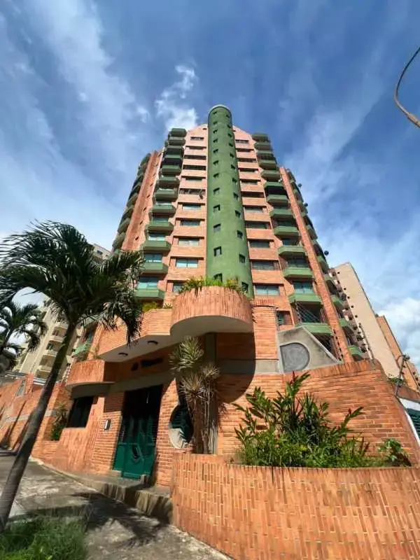 EN VENTA Bellos apto La Trigaleña Alta, Res. La Villete. Valencia