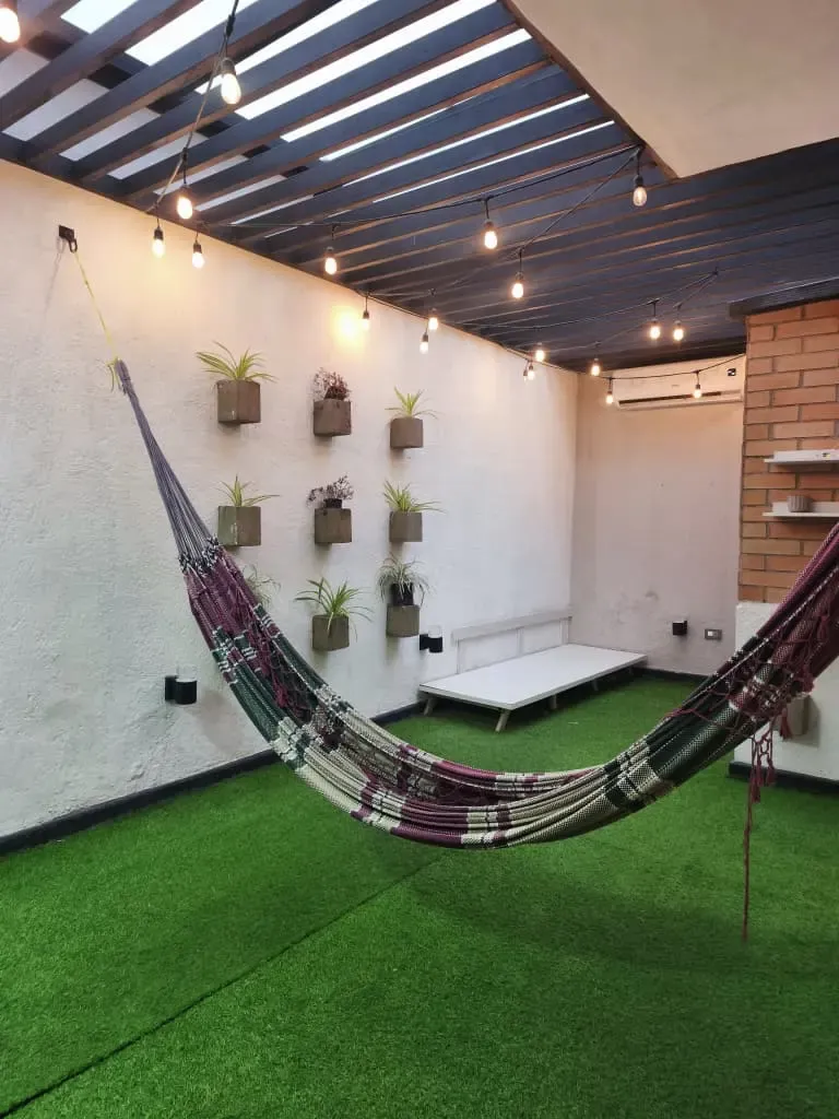 EN VENTA Hermoso Town House.. Planta eléctrica 50% (con opción a conexión 100%) Mañongo, Naguanagua - 3