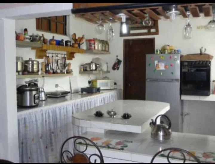 Casa amplia con terreno Hoyo de la puerta - 9