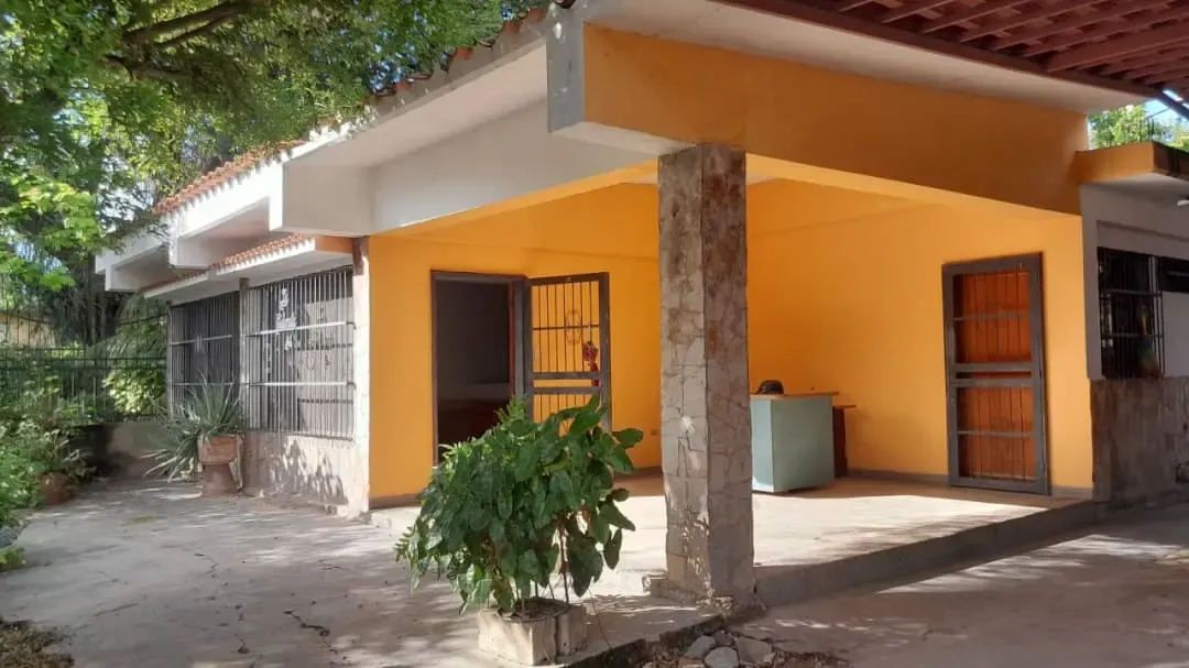 Hermosa casa ideal para oficinas 