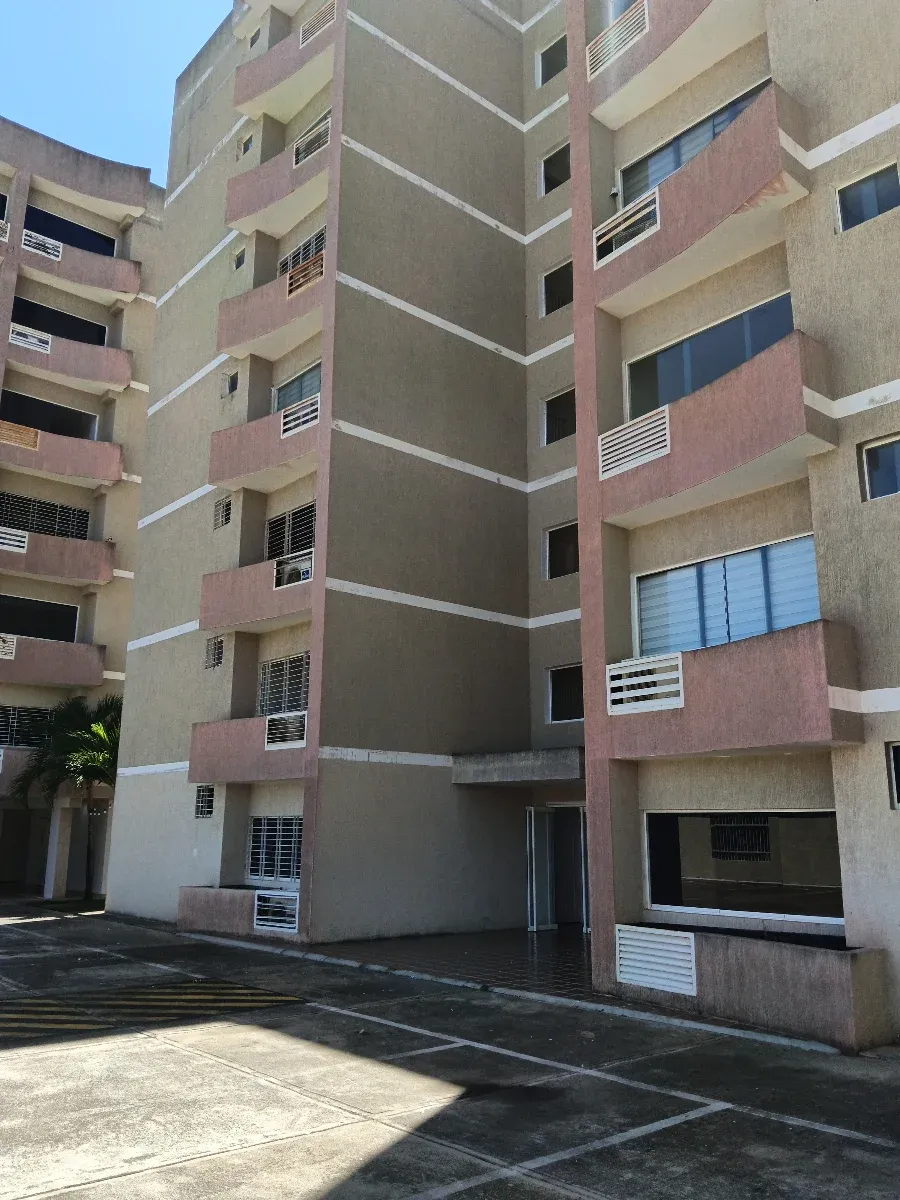 Acogedor apartamento de 2 hab en el piso 6 de calas suite puerto ordaz