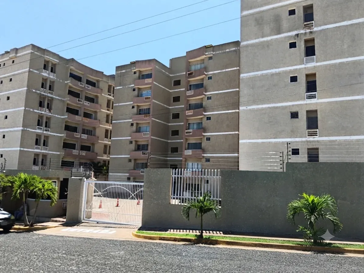 Acogedor apartamento de 2 hab en el piso 6 de calas suite puerto ordaz - 11