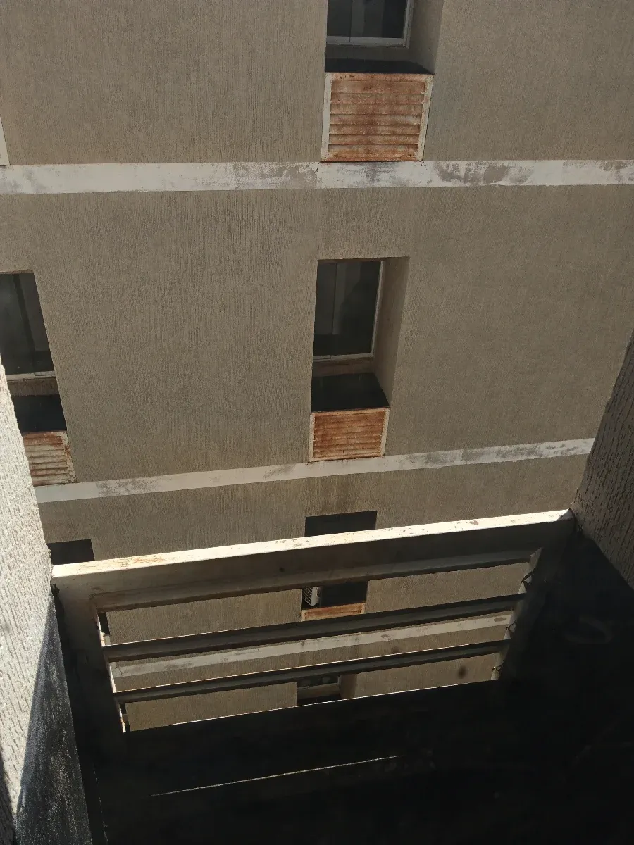 Acogedor apartamento de 2 hab en el piso 6 de calas suite puerto ordaz - 16