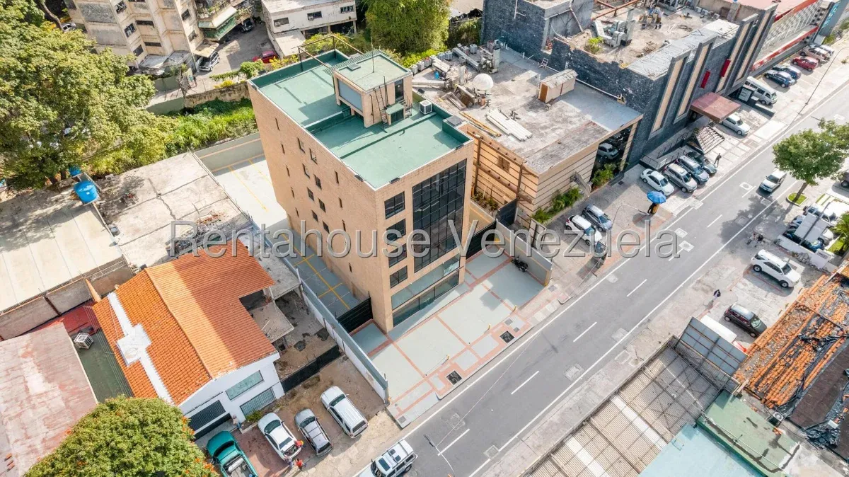 Edificio en Venta Las Mercedes 25-23019 - 3
