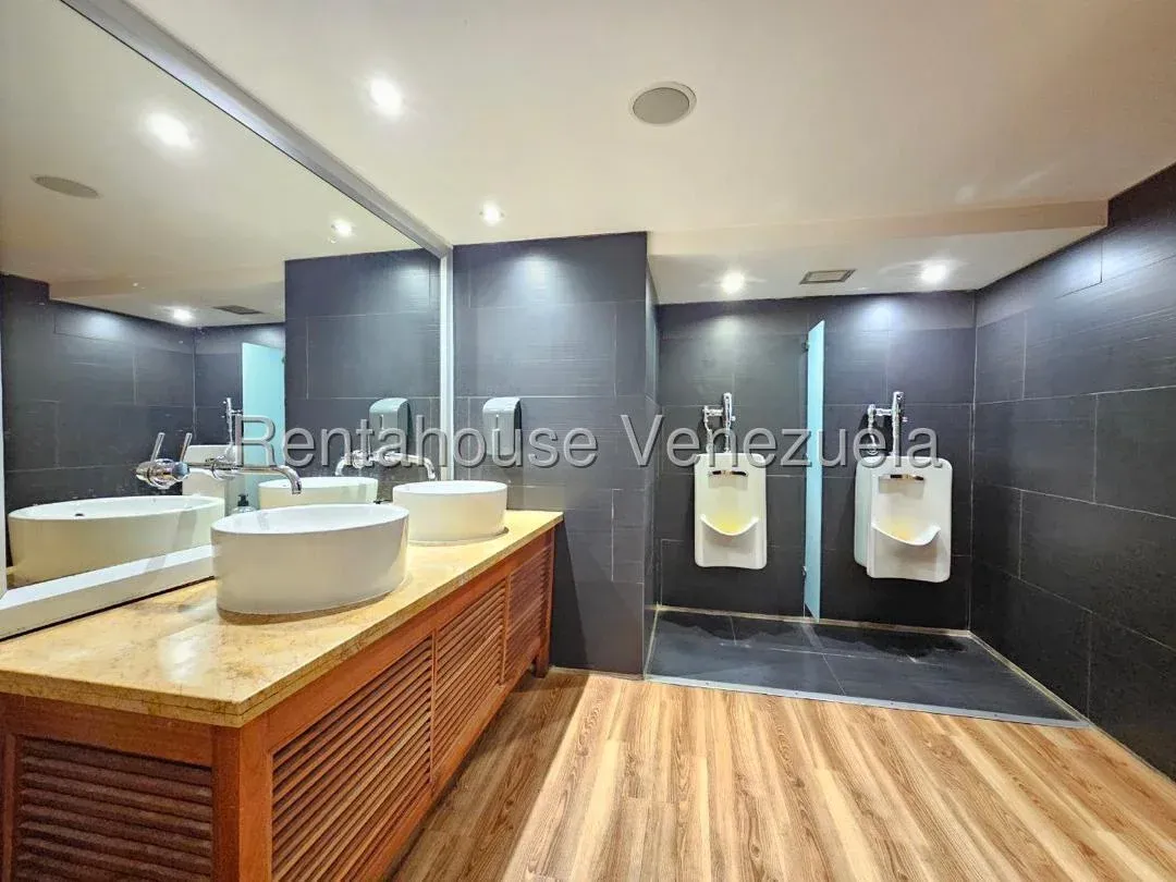 Edificio en Venta Las Mercedes 26-12785 - 24