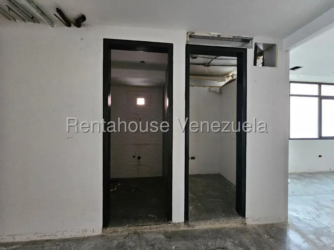 Edificio en Venta Las Mercedes 26-12785 - 43