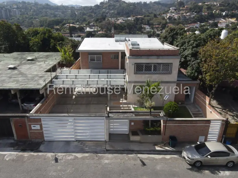 Casa en Venta Prados del Este 23-30662/ 0414-3702803