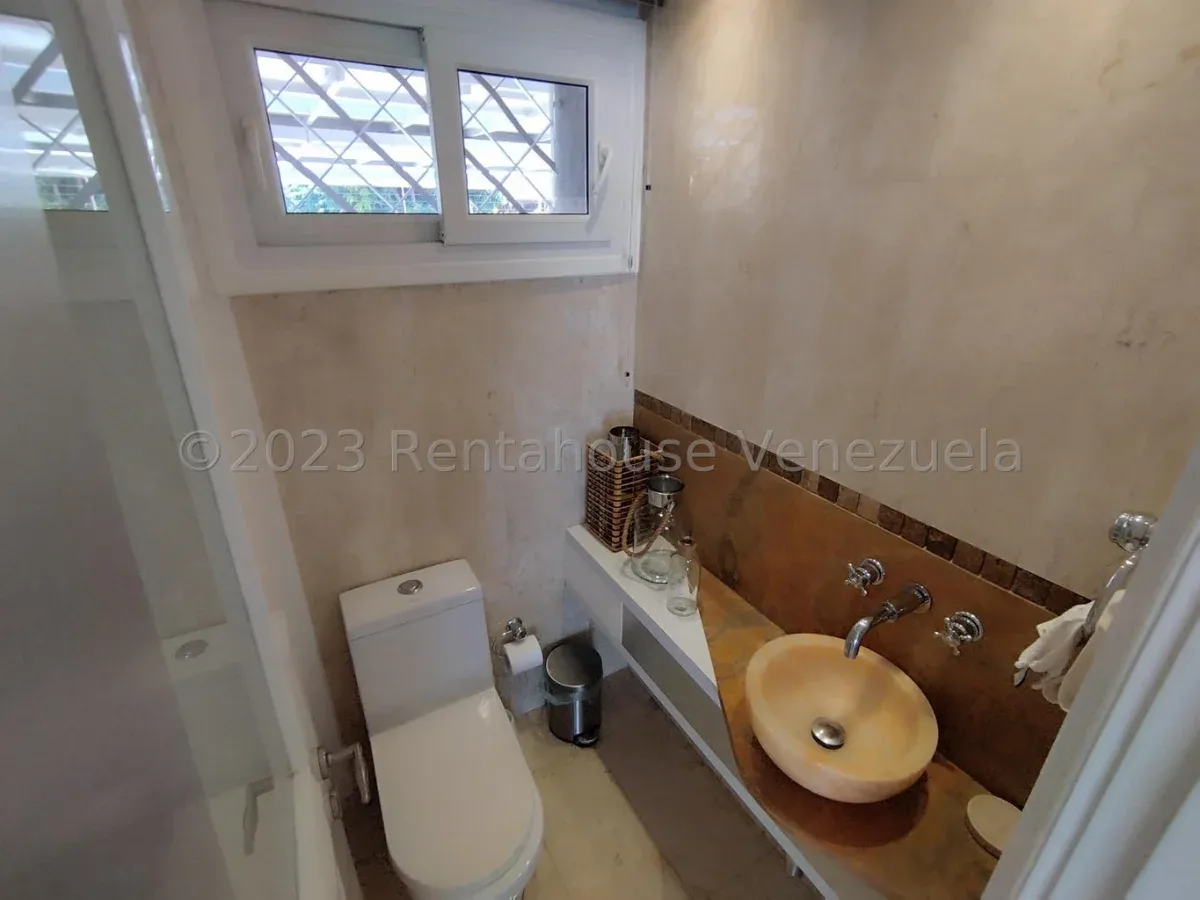 Casa en Venta Prados del Este 23-30662/ 0414-3702803 - 3