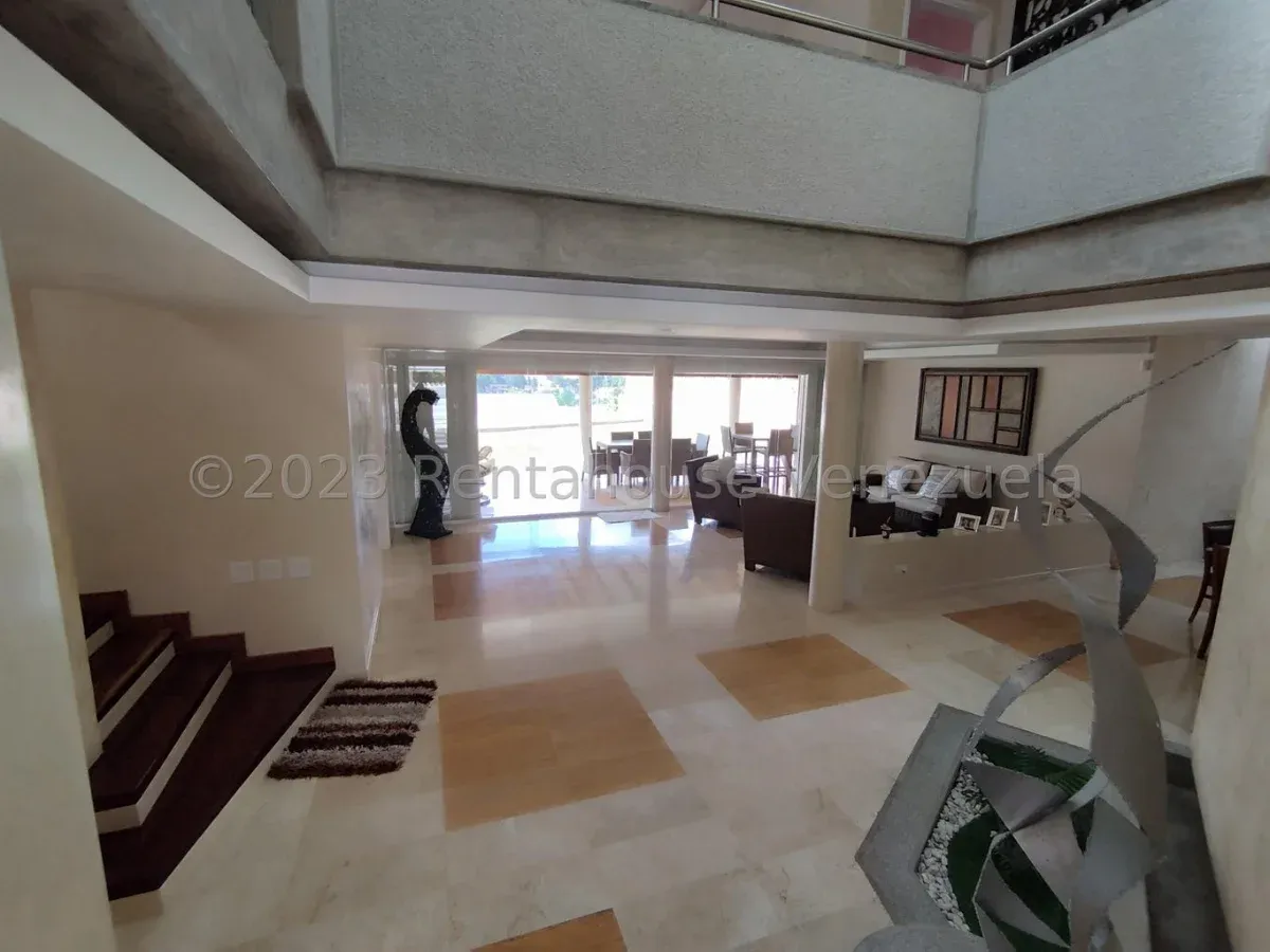 Casa en Venta Prados del Este 23-30662/ 0414-3702803 - 4