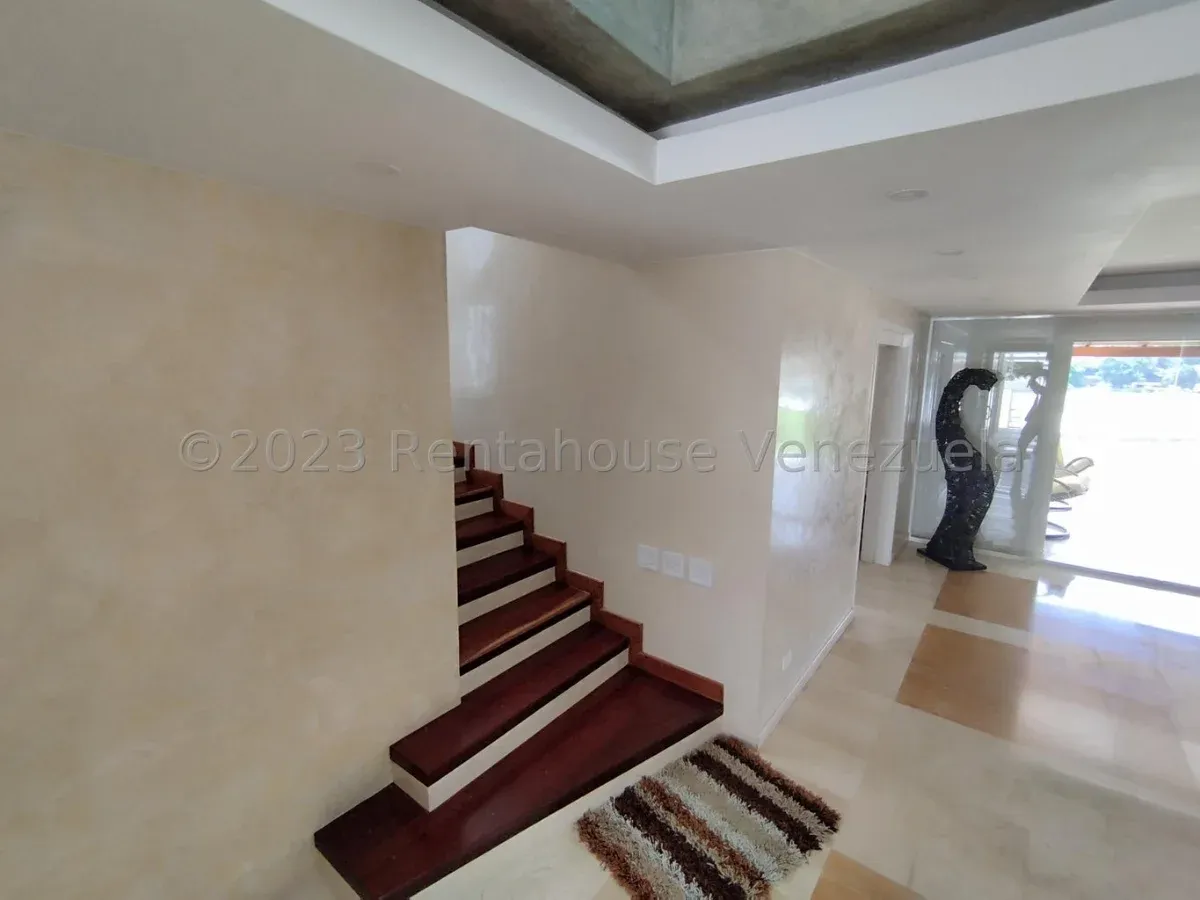 Casa en Venta Prados del Este 23-30662/ 0414-3702803 - 5