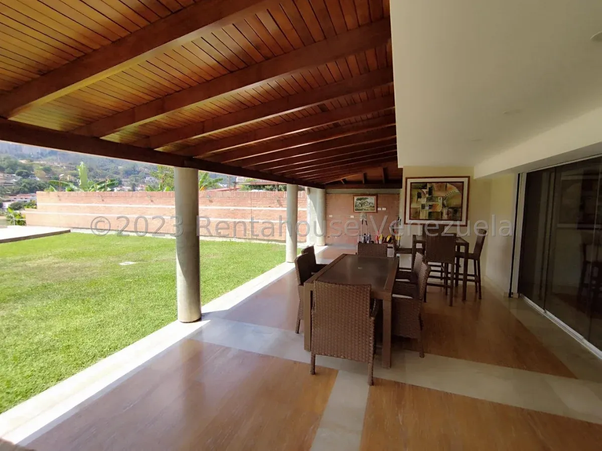 Casa en Venta Prados del Este 23-30662/ 0414-3702803 - 12