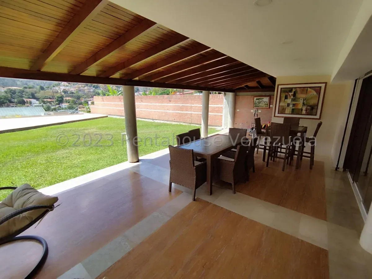 Casa en Venta Prados del Este 23-30662/ 0414-3702803 - 13