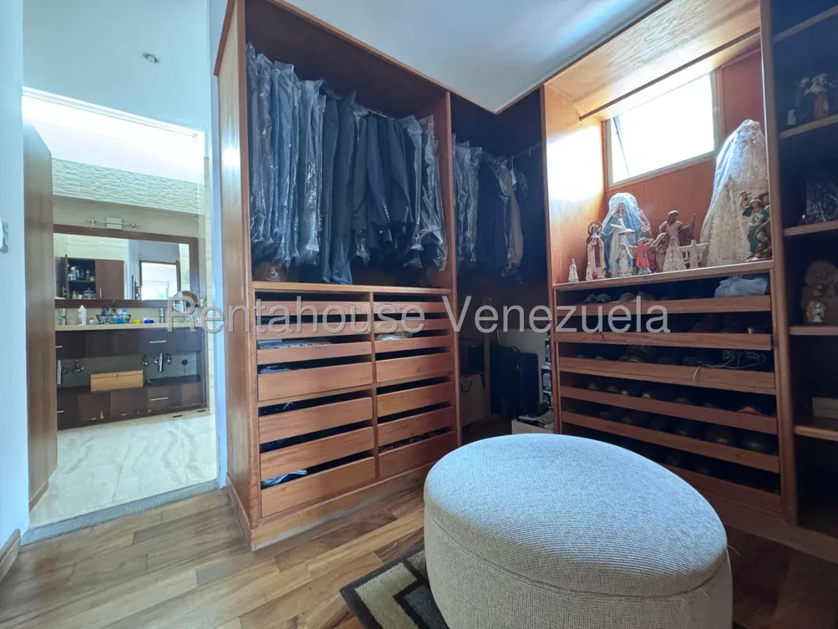 Casa en Venta Prados del Este 25-25015 / 0414-3702803 - 32