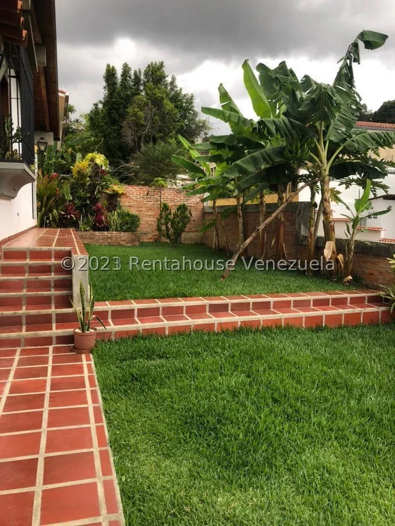 Casa en Venta Prados del Este 25-21135 / 0414-3702803 - 4