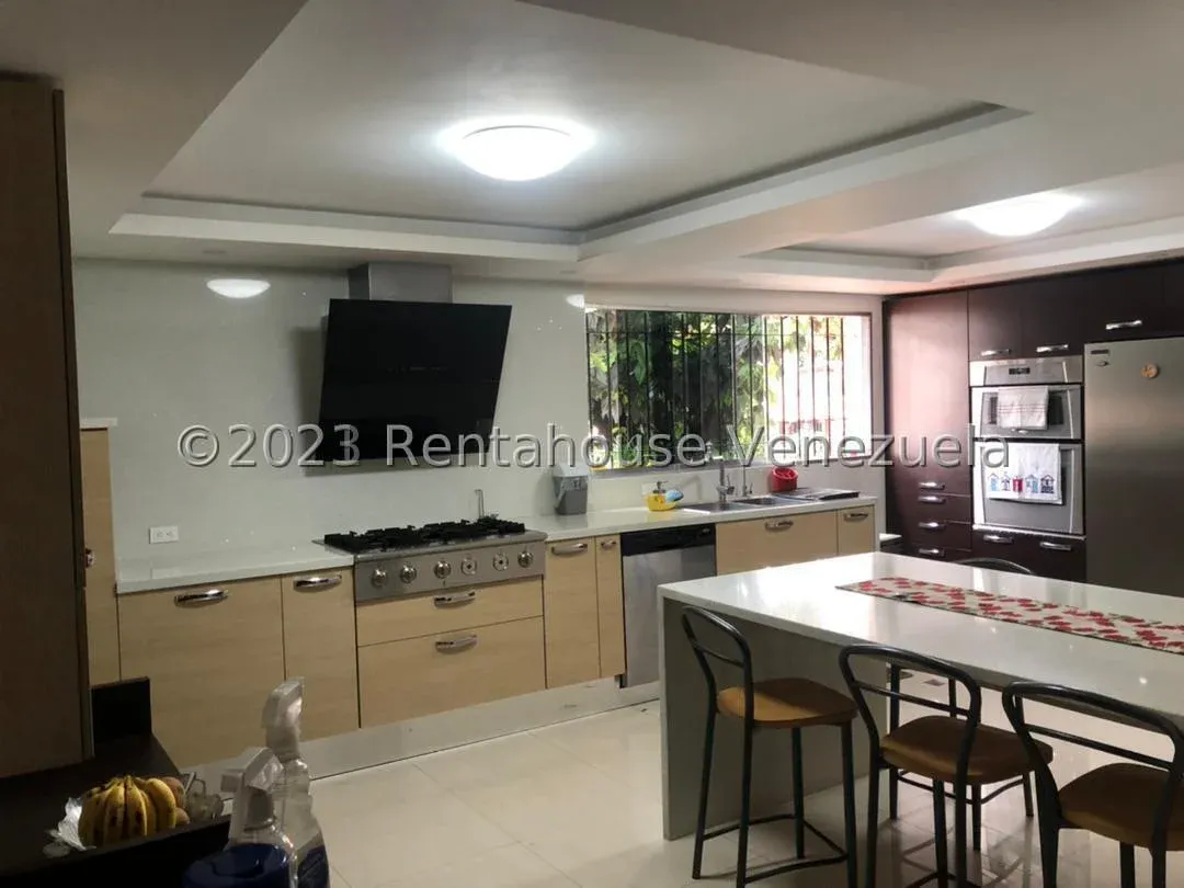 Casa en Venta Prados del Este 25-21135 / 0414-3702803 - 11