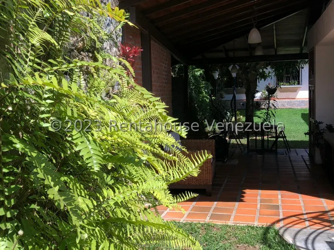Casa en Venta Prados del Este 25-21135 / 0414-3702803 - 15