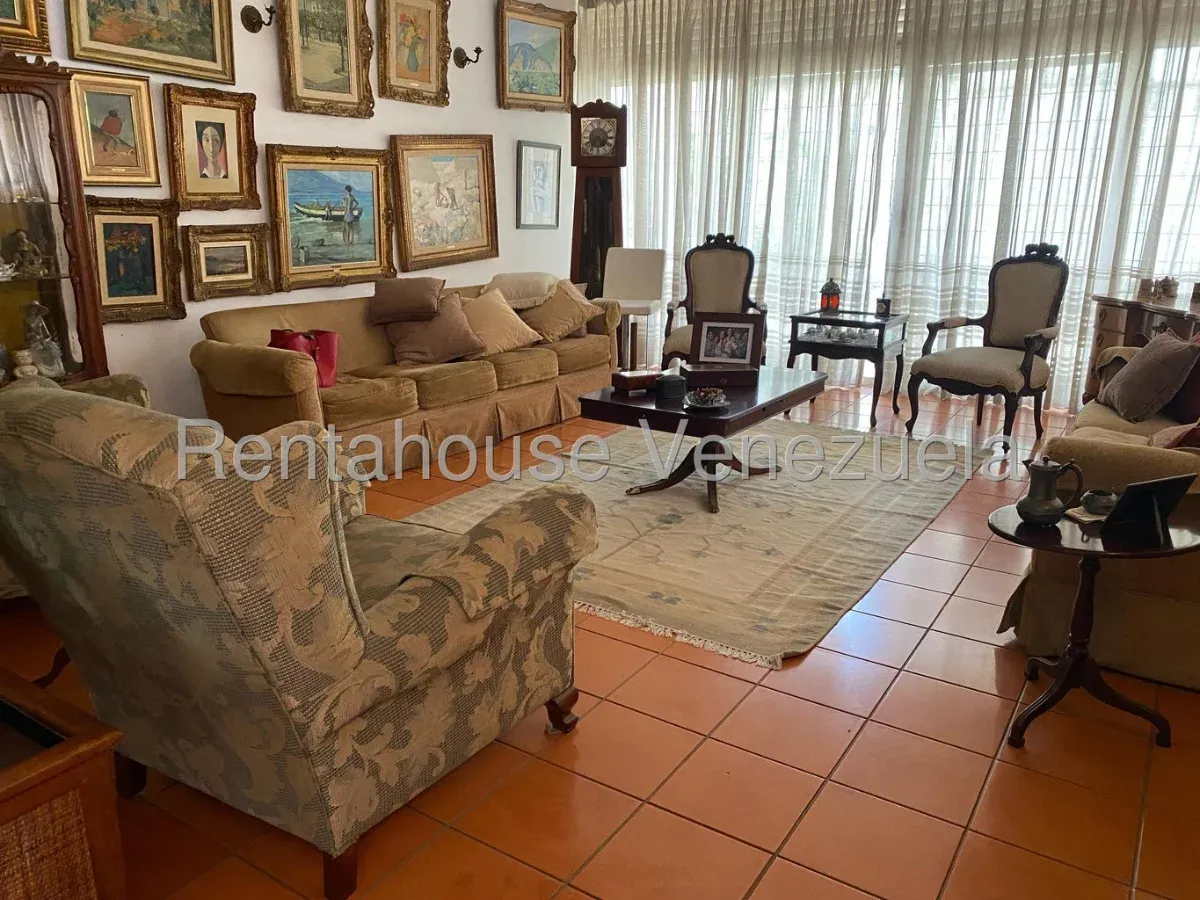 Casa en Venta Prados del Este 26-16253 / 0414-3702803 - 3