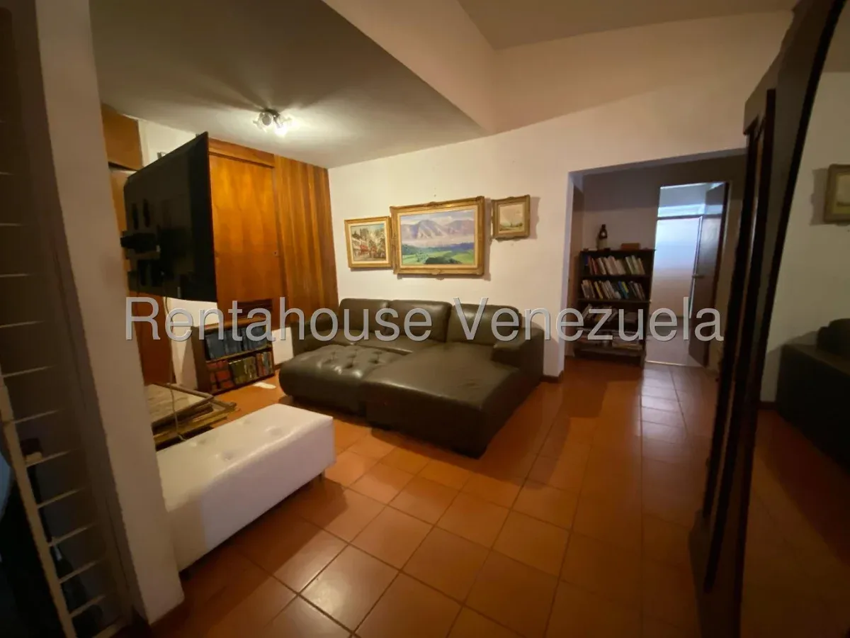 Casa en Venta Prados del Este 26-16253 / 0414-3702803 - 11