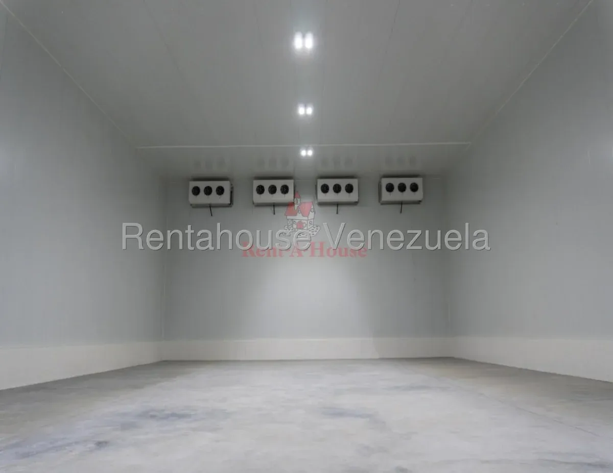 Galpon en Venta La Yaguara 26-2120 / 0414-3702803 - 3