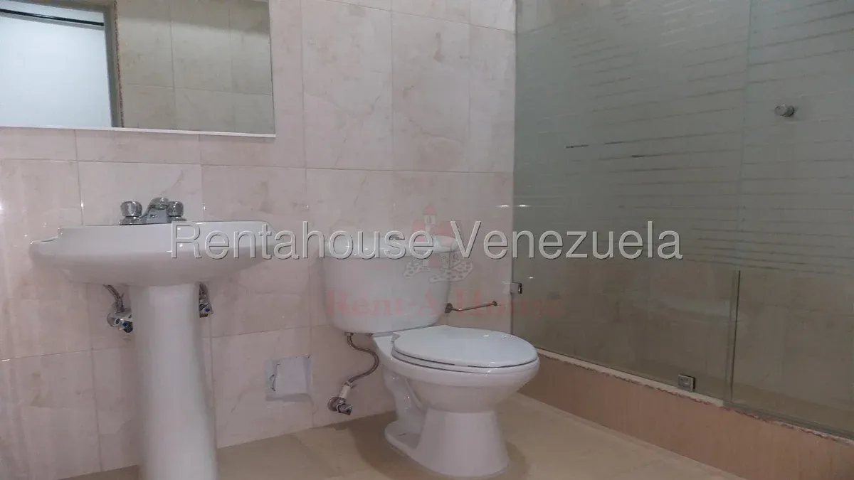 Galpon en Venta La Yaguara 26-2120 / 0414-3702803 - 18