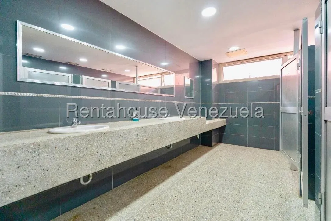 Edificio en Venta Los Ruices 25-22298 / 0414-3702803 - 15