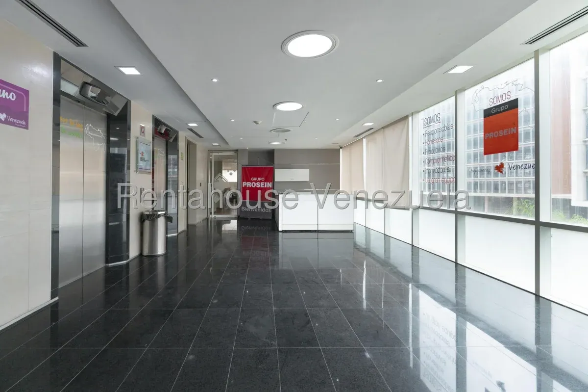 Edificio en Venta Boleita Norte 25-23167 / 0414-3702803 - 31