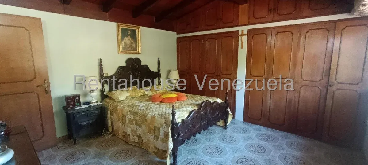 Casa en Venta Prados del Este 26-10849 / 0414-3702803 - 12