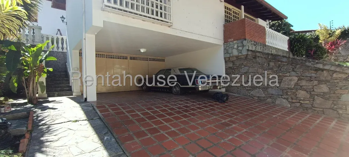 Casa en Venta Prados del Este 26-10849 / 0414-3702803 - 16