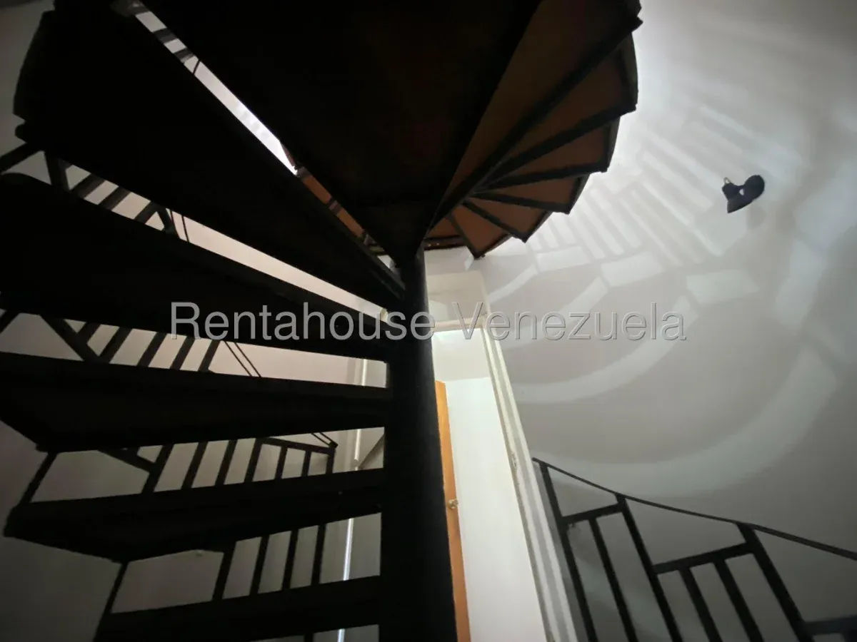 Casa en Venta Prados del Este 26-13525 / 0414-3702803 - 9