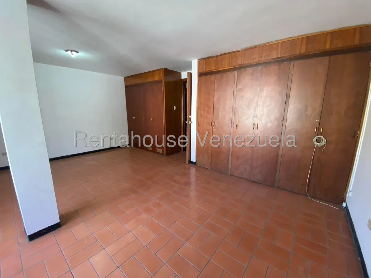 Casa en Venta Prados del Este 26-13525 / 0414-3702803 - 18