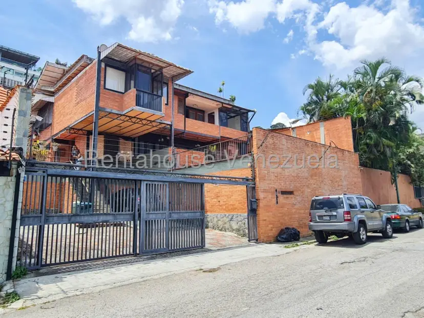 Casa en Venta Prados del Este 26-21027 / 0414-3702803