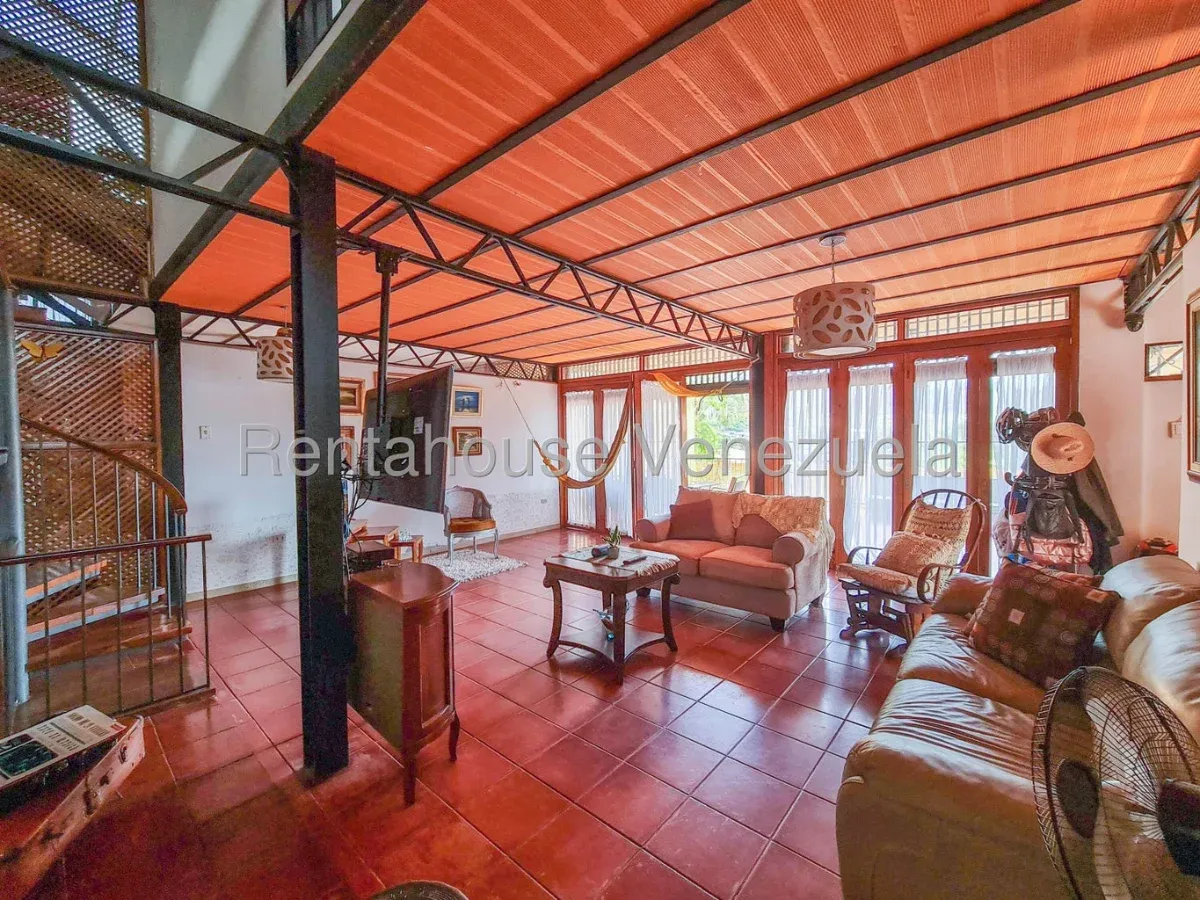 Casa en Venta Prados del Este 26-21027 / 0414-3702803 - 6