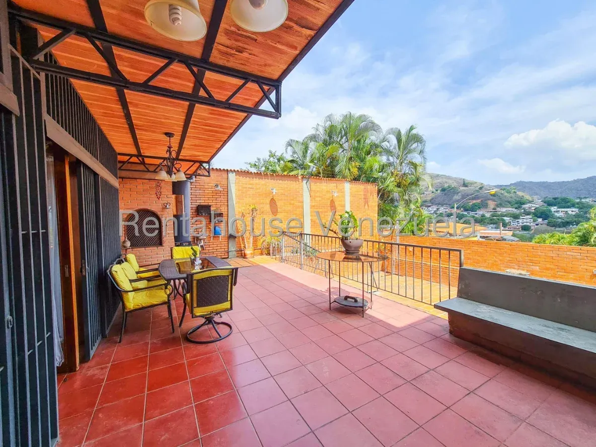 Casa en Venta Prados del Este 26-21027 / 0414-3702803 - 7