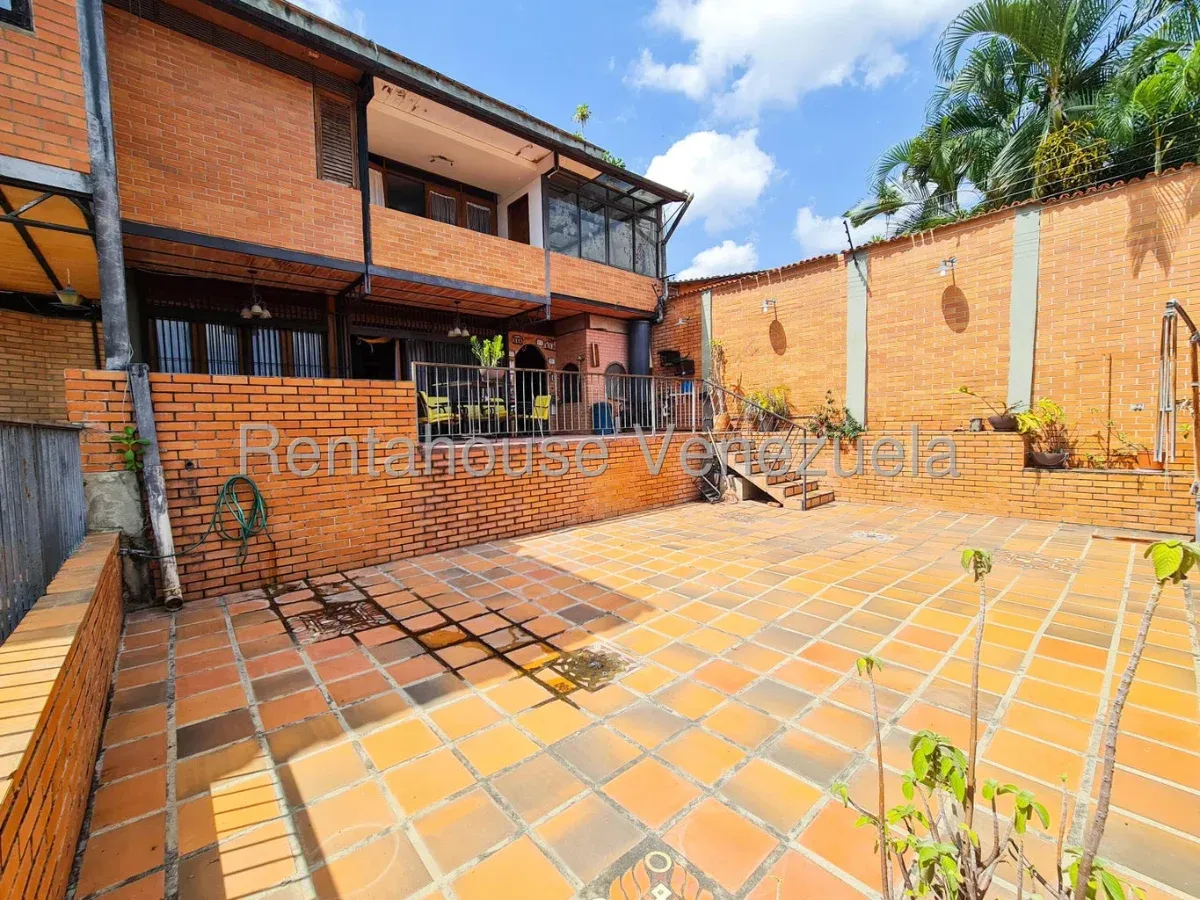 Casa en Venta Prados del Este 26-21027 / 0414-3702803 - 9