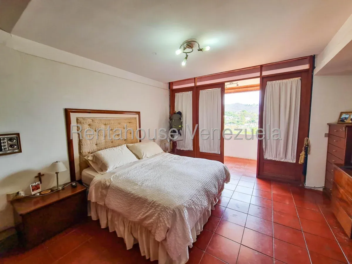 Casa en Venta Prados del Este 26-21027 / 0414-3702803 - 24