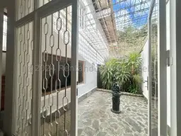 Vista 12