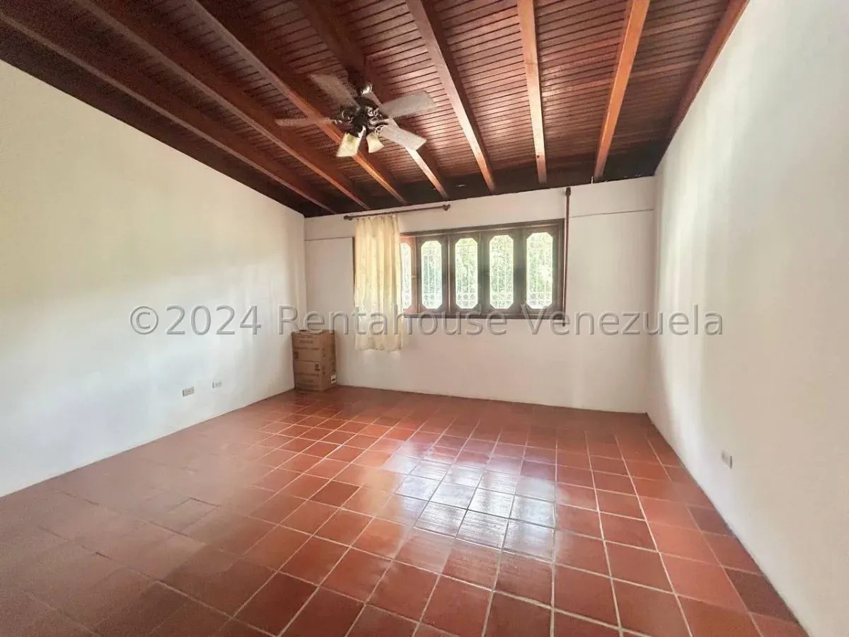 Casa en Venta Prados del Este 26-14226 / 0414-3702803 - 14