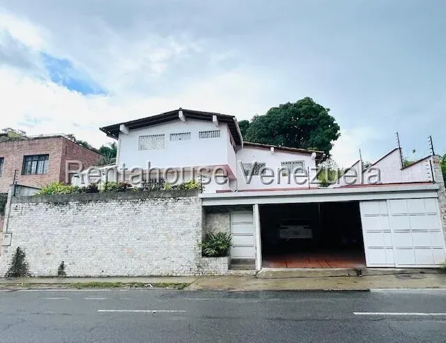 Casa en Venta Prados del Este 26-20495 / 0414-3702803