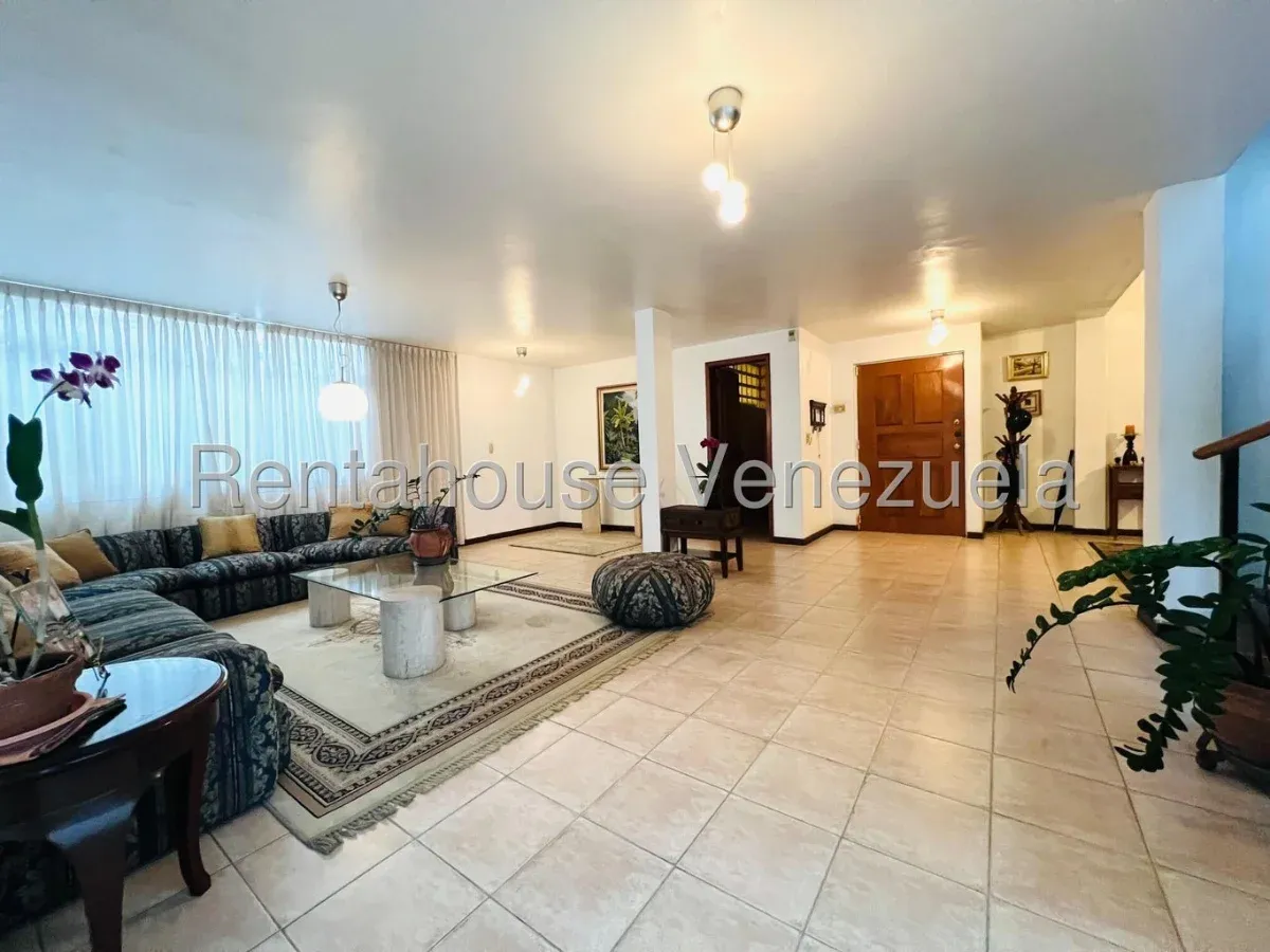 Casa en Venta Prados del Este 26-20495 / 0414-3702803 - 7