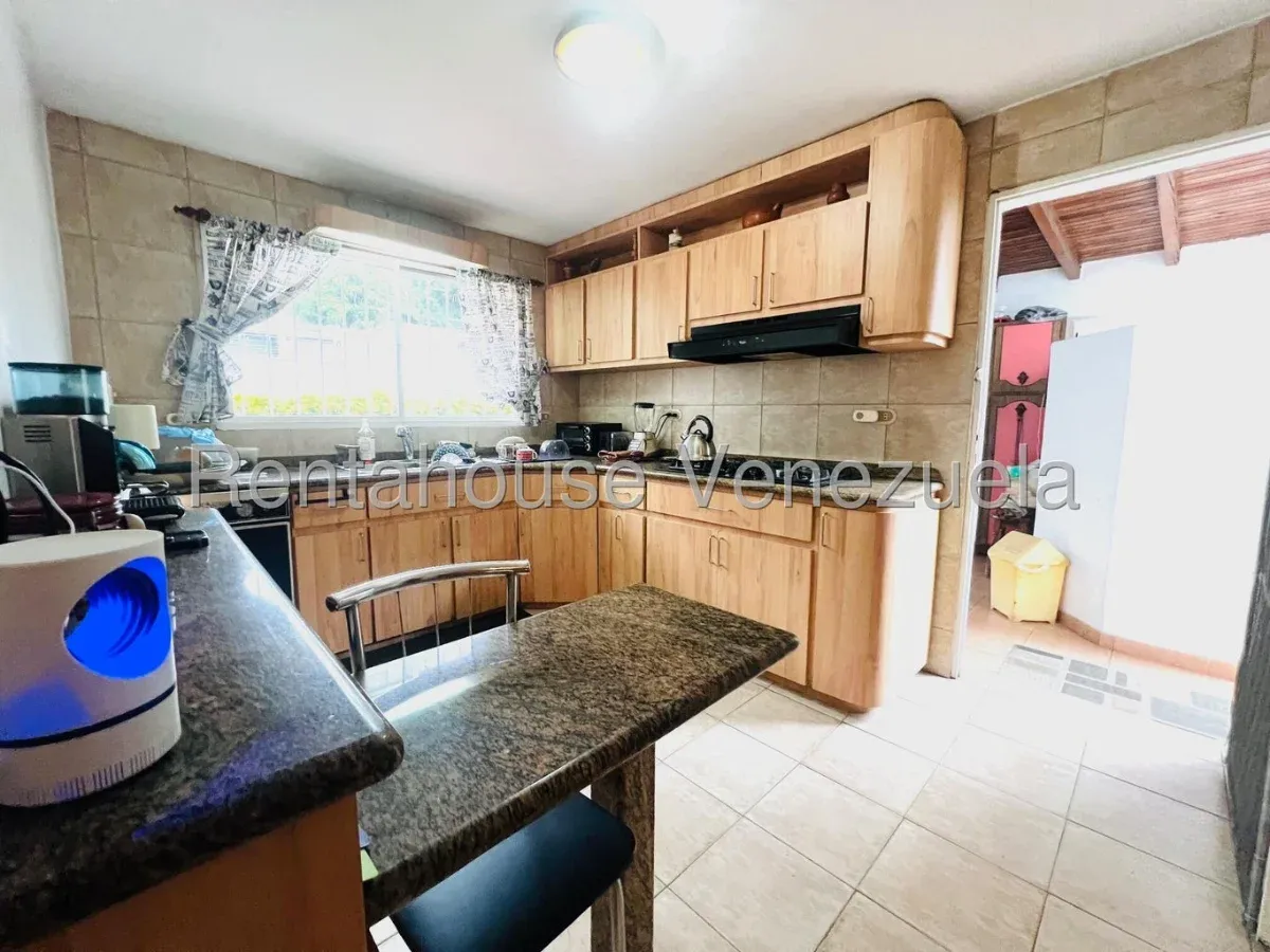 Casa en Venta Prados del Este 26-20495 / 0414-3702803 - 16