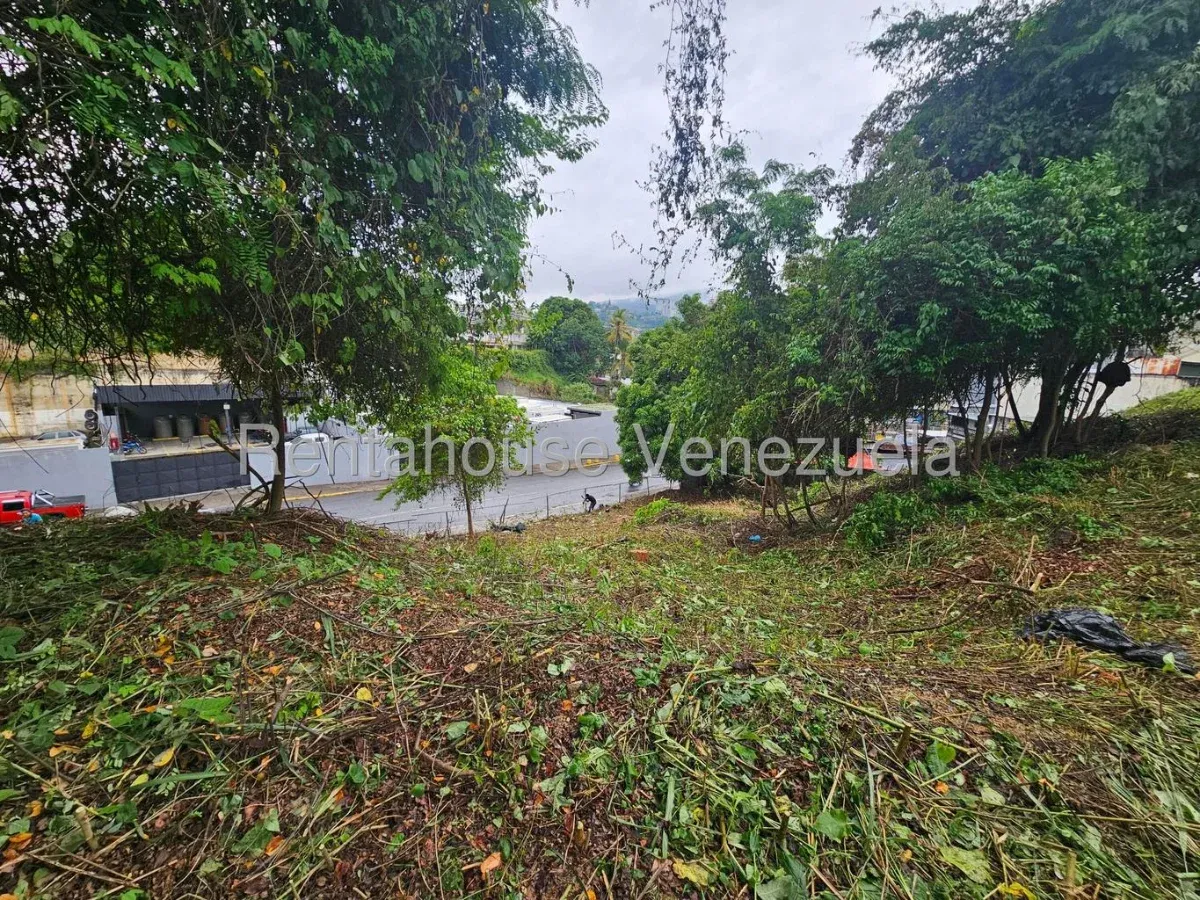 Terreno en Venta Prados del Este 26-11933 / 0414-3702803 - 18