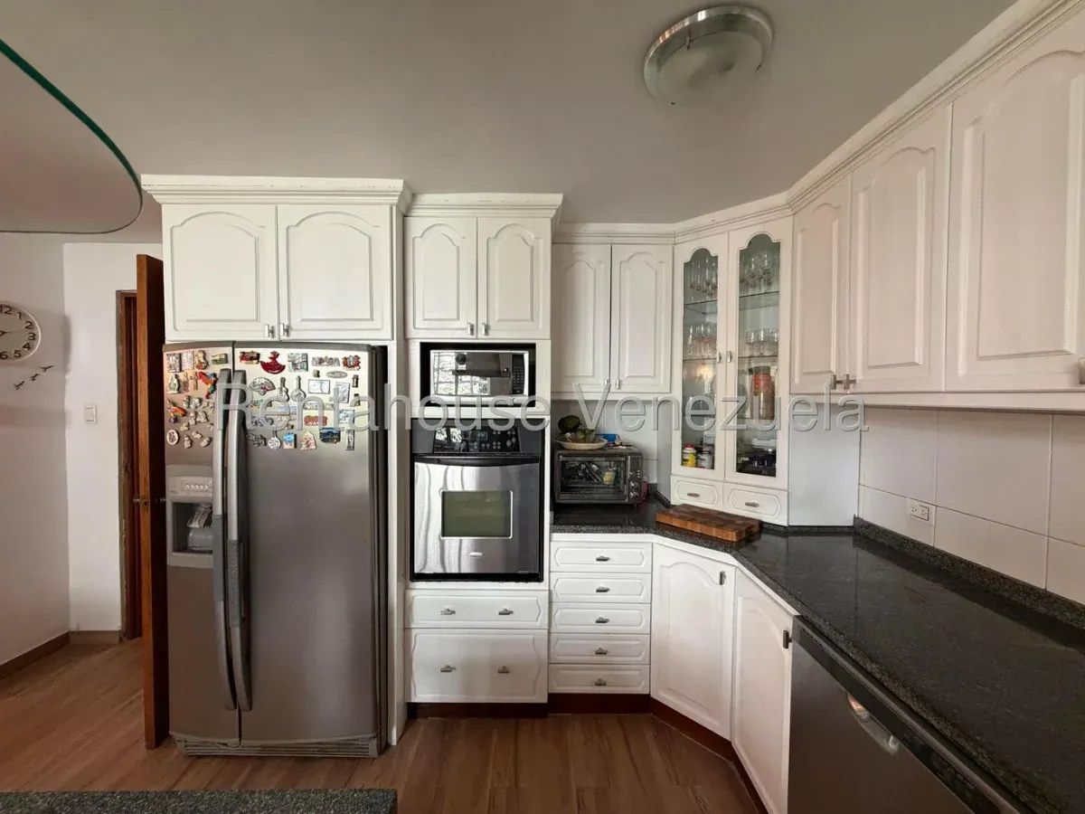 Casa en Venta Prados del Este 26-18812 / 0414-3702803 - 28
